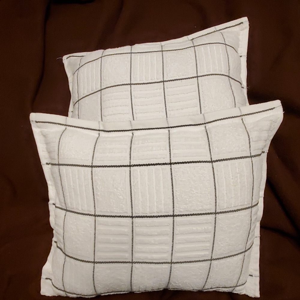 💥FALL SALE💥Handmade with Love ❤️ Set of 2 Handmade Accent Pillows